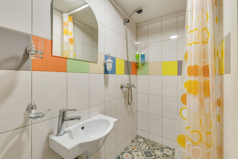 Bathroom 2, Sokroma PiterFM Aparts, Sankt-Peterburg gorsovet