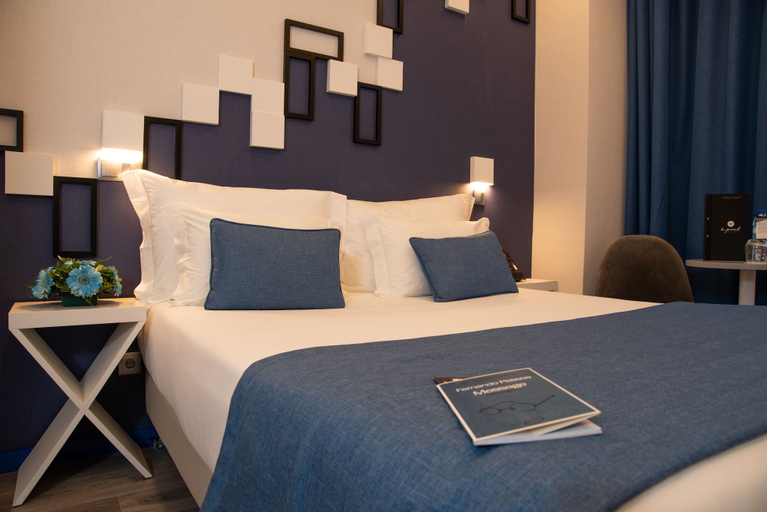 Bedroom 3, Be Poet Baixa Hotel, Lisbon