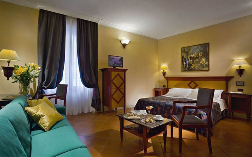 Bedroom 4, Corona D'italia, Florence