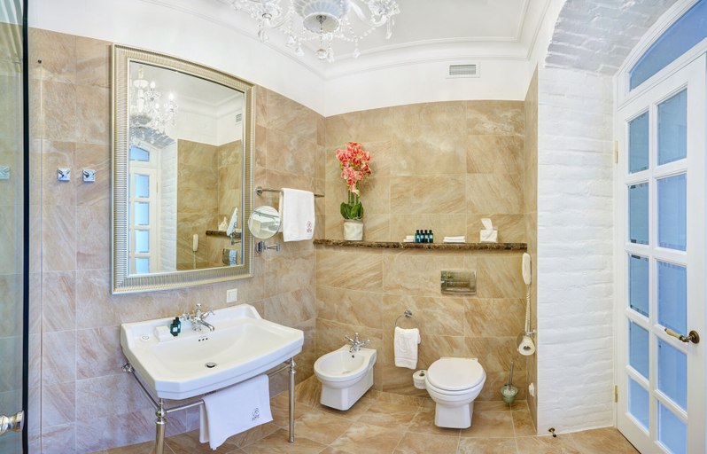 Bathroom 4, Rossi Boutique Hotel & SPA, Sankt-Peterburg gorsovet