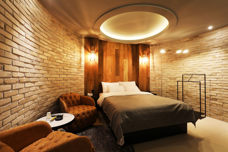 Bedroom 3, Rainbow Hotel, Yuseong