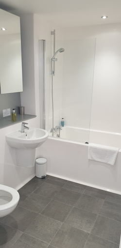 Bathroom 3, Quay Apartments Exchange Quay, Manchester