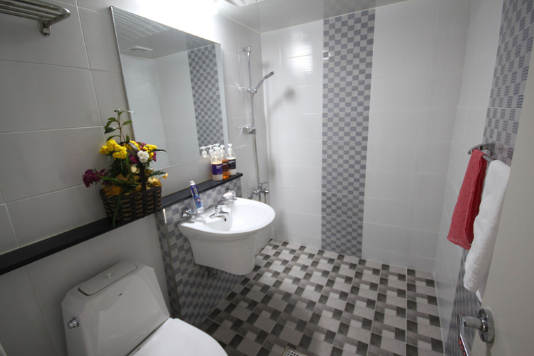 Bathroom 3, Hadong RG Pension, Hadong