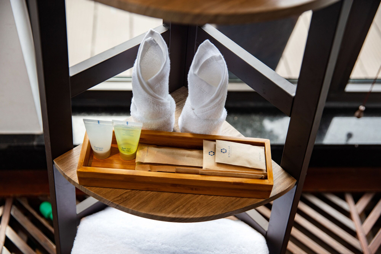 Food & Drinks 4, Stellar of the Seas, Hoàn Kiếm