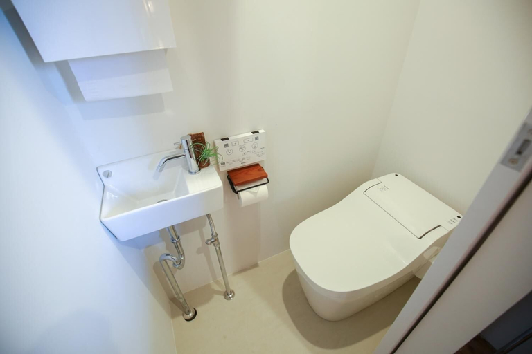 Bathroom, Hotel Aroma Bowery - Adults Only, Yokohama