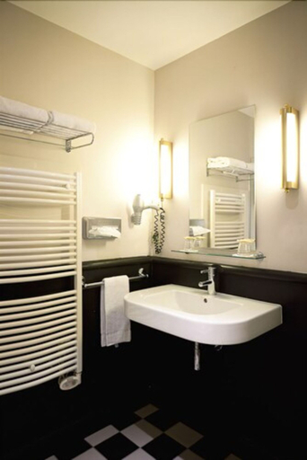Bathroom 4, Hôtel Bayard Bellecour, Rhône