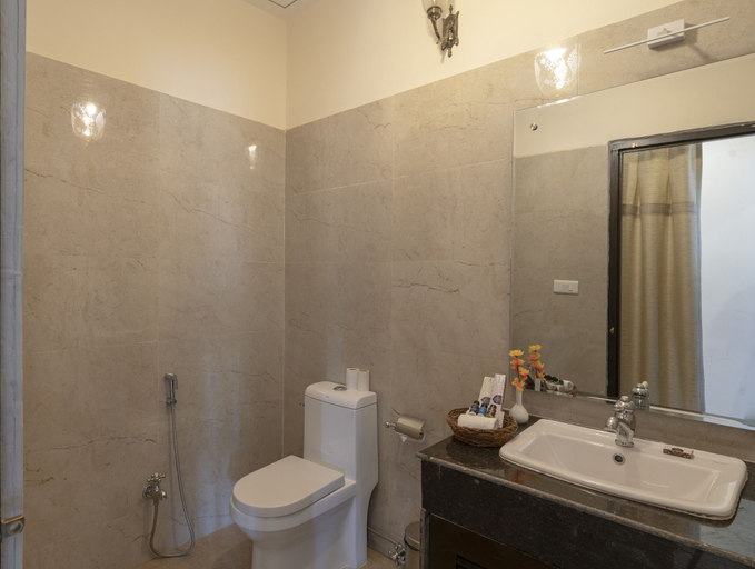 Bathroom, The Amargarh, Udaipur