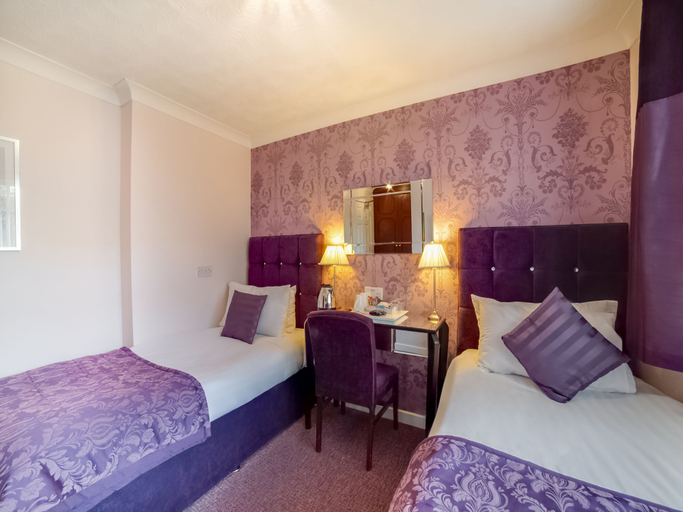 Bedroom 2, Lemonfield Hotel, South Tyneside