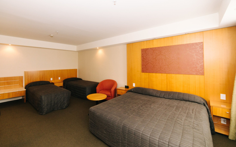 Bedroom 3, Brydone Hotel Oamaru, Waitaki
