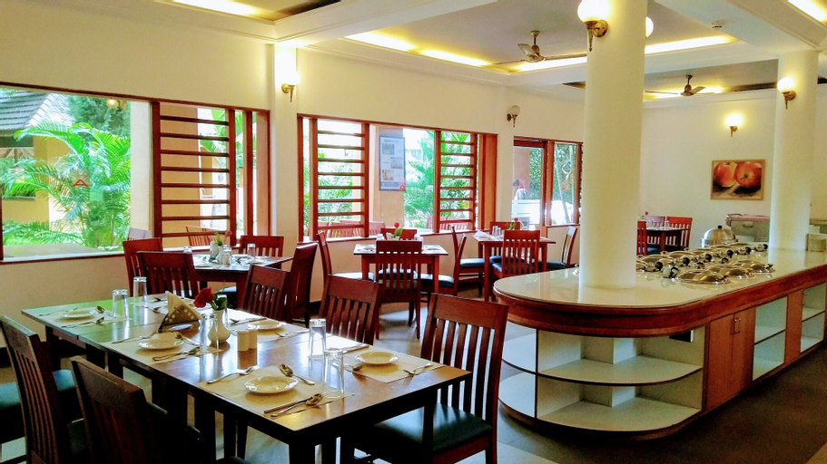 Food & Drinks 5, Abad Green Forest, Theni