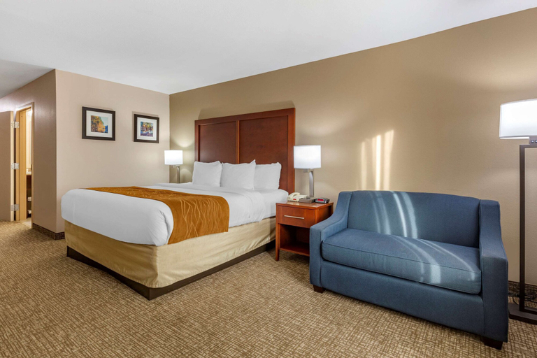 Bedroom 2, Comfort Inn Smithfield near I-95, Johnston