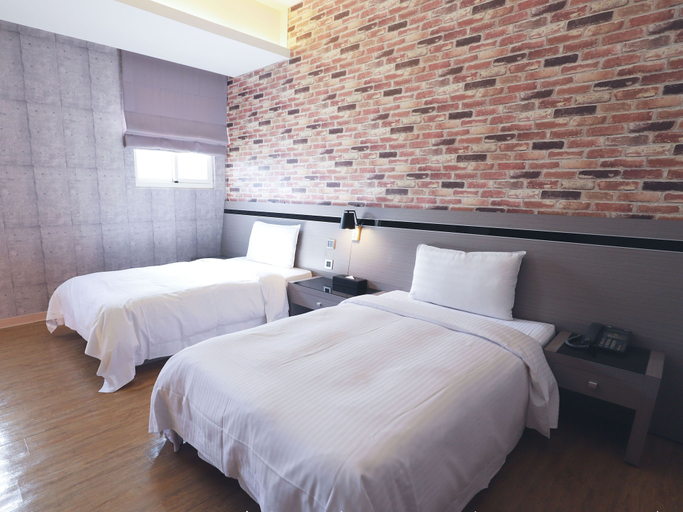 Bedroom 3, Military 75 Hotel, Taichung