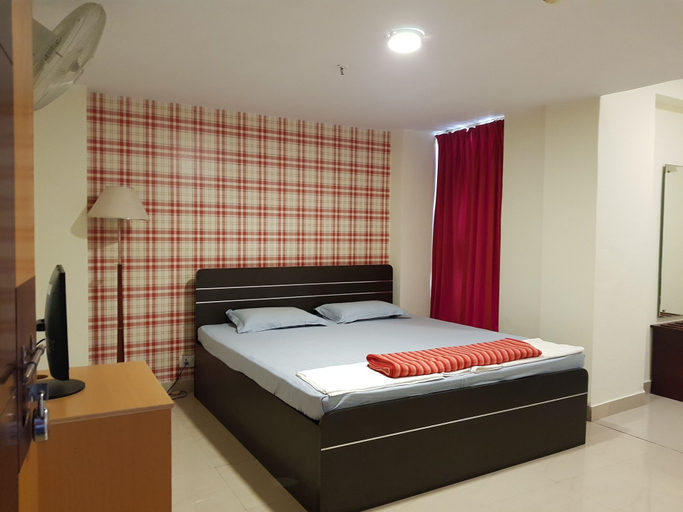 Bedroom 4, Offbeat CCU on EM Bypass, South 24 Parganas