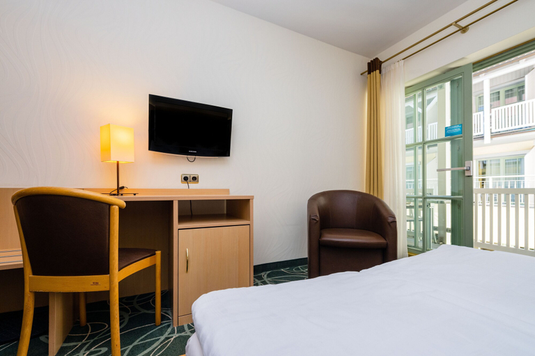 Bedroom 3, Hotel STEIGER Elbschlösschen Rathen, Sächsische Schweiz-Osterzgebirge