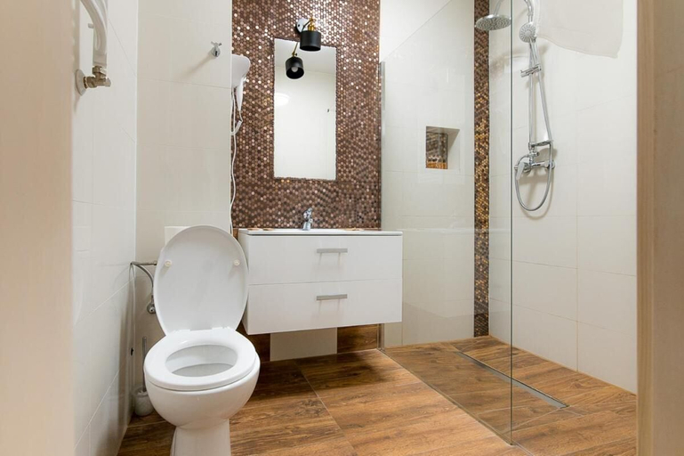 Bathroom 3, Apartamenty Kapitańskie, Oława