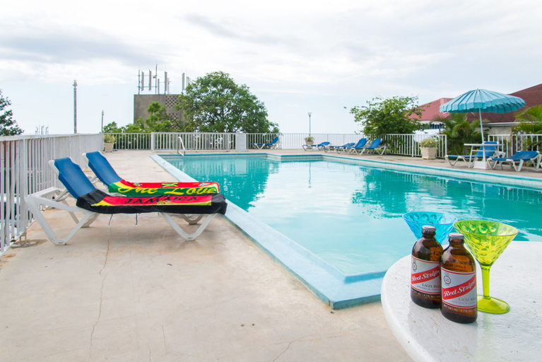 Sport & Beauty, Montego Bay Club Apartments