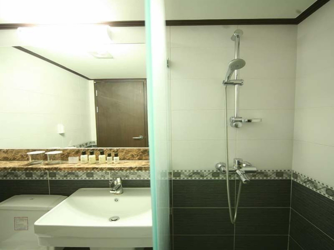 Bathroom 3, Orient Hotel & Resort, Pyeongchang