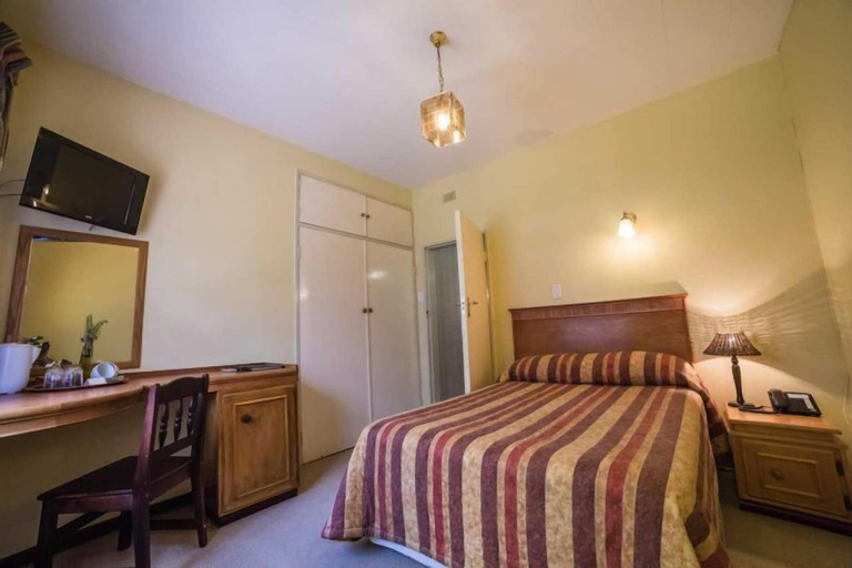 Bedroom 2, Acacia Guesthouse, Dr Kenneth Kaunda