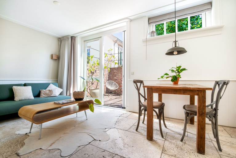 Others 5, Villa Oldenhoff, Abcoude