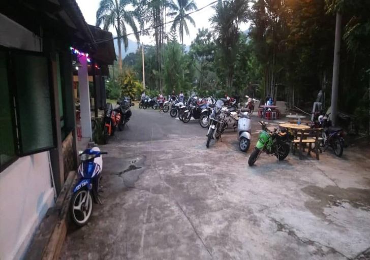 Others 5, Lembin Village Sdn Bhd, Kuantan