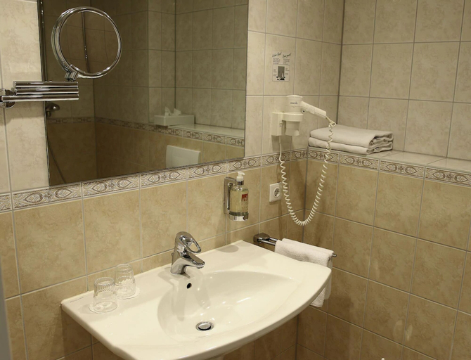 Bathroom 5, Schloss Klink, Mecklenburgische Seenplatte