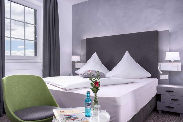 Bedroom 3, Hotel-Restaurant Gasthof Steinhoff, Olpe