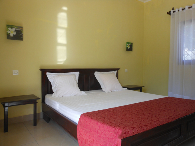 Bedroom 3, Saara Hotel, Boeny