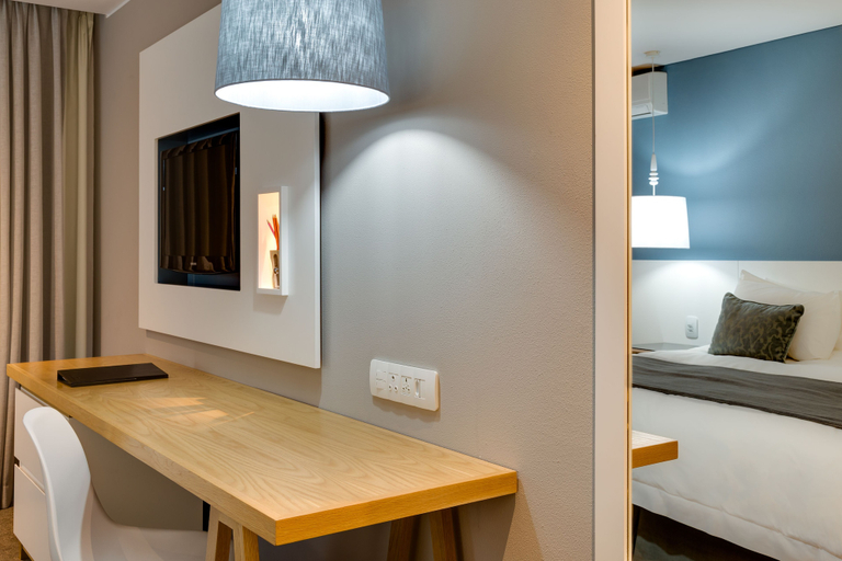 Bedroom 3, Protea Hotel by Marriott Cape Town Sea Point, City of Cape Town