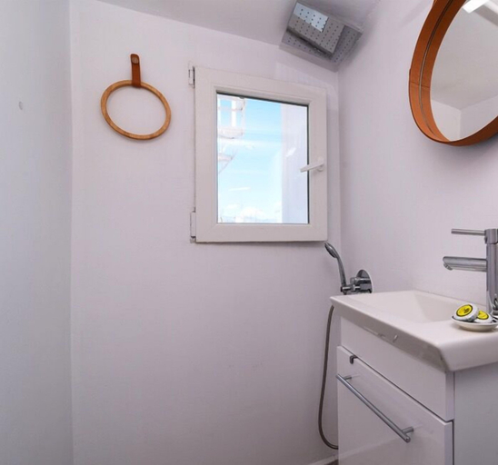 Bathroom, 30m² homm Apartment in the center of Athens, Attica