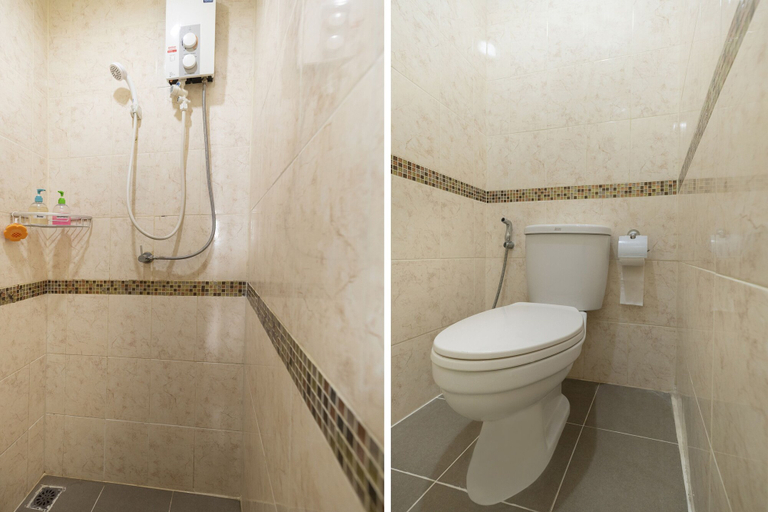 Bathroom 3, Bangkok Check Inn - Hostel, Bang Rak