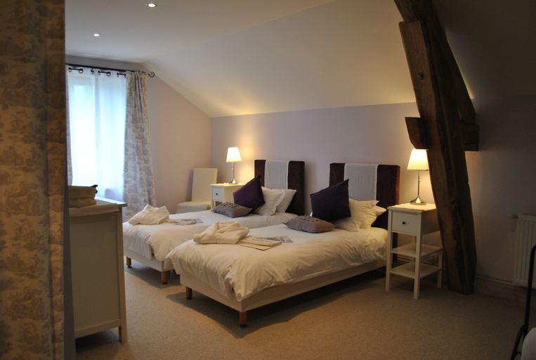 Bedroom 3, Ferme de la Lochere, Côte-d'Or