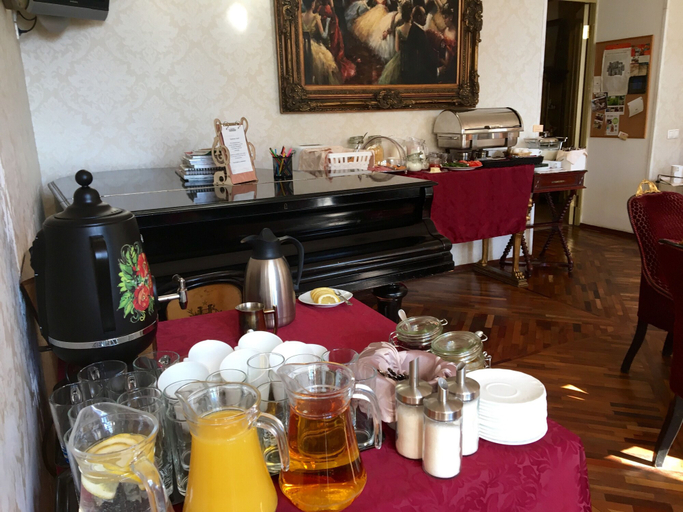 Food & Drinks 3, Art-Hotel Rachmaninov, Sankt-Peterburg gorsovet