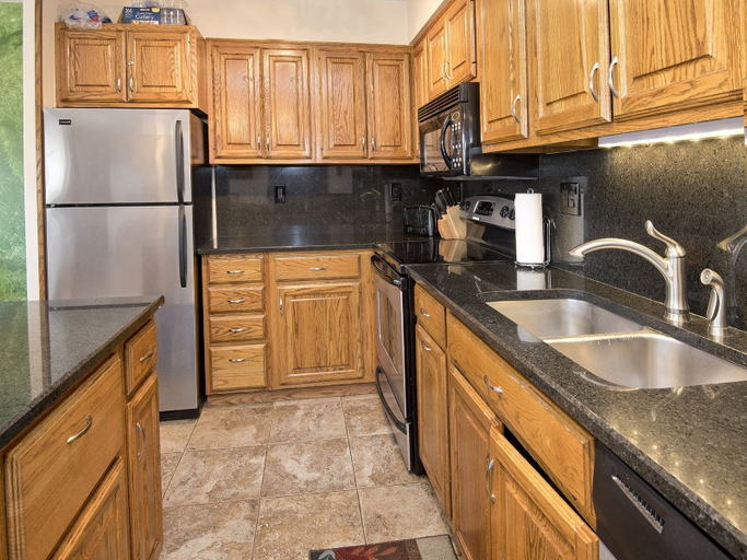 Others 5, Vantage Point Condo 303, Eagle