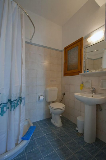 Bathroom 5, Konstantinos, South Aegean