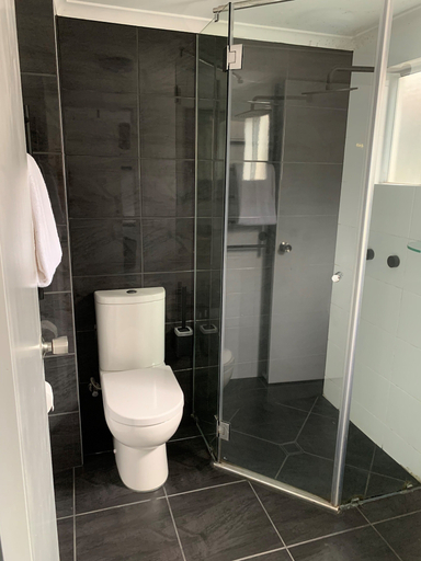 Bathroom 4, Reef Resort Villas Port Douglas, Douglas