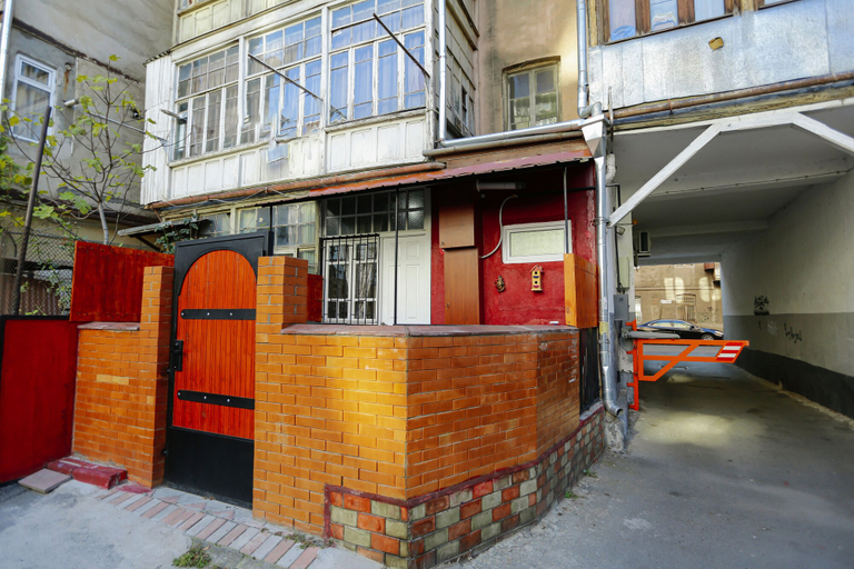 Exterior & Views 2, Apartment near Tbilisi Zoo, Tbilisi