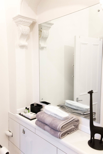 Bedroom 2, Spacious Two Bed in Hackney, London