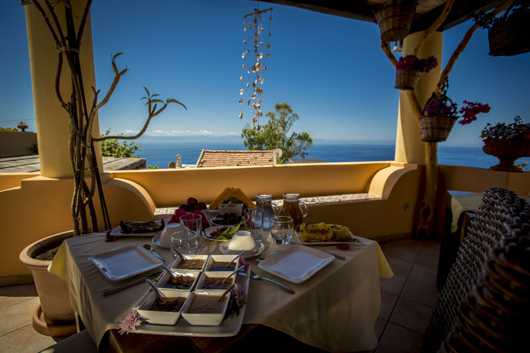 Food & Drinks 5, Al Belvedere Salina, Messina