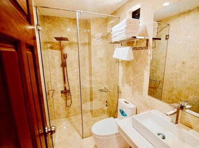 Bathroom 4, Mira Hotel, Qui Nhơn