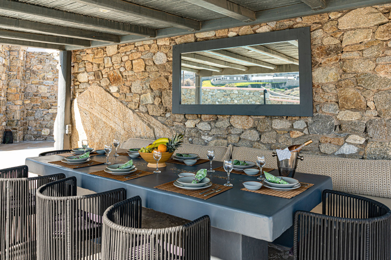 Food & Drinks 5, Tohu Villas Mykonos, South Aegean