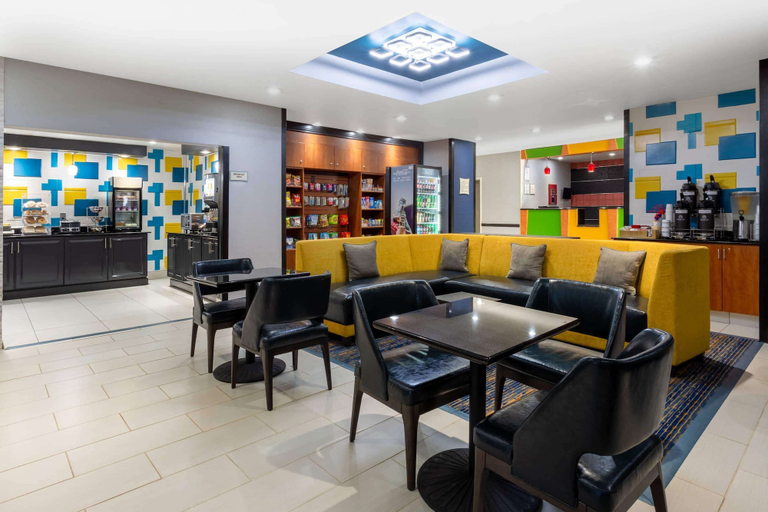 Food & Drinks 5, La Quinta Inn & Suites by Wyndham Columbus West - Hilliard, Franklin