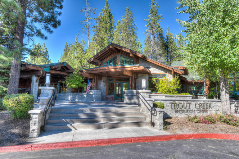 Exterior & Views 2, Sunset Lodge, Nevada