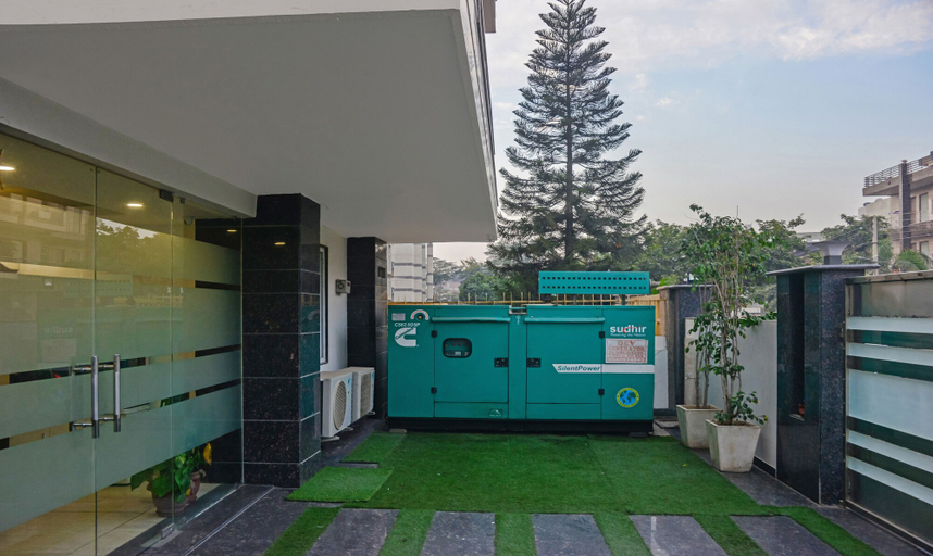 Exterior & Views 2, Treebo Trip Vikrant's Residency, Gurgaon