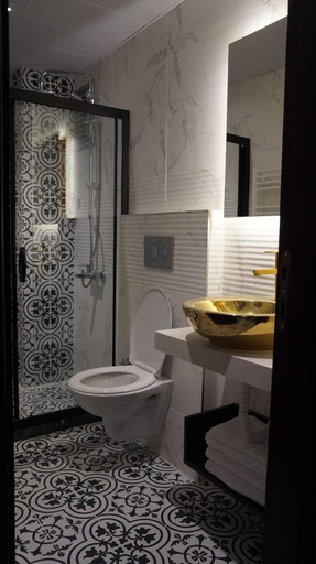 Bathroom 5, Begonvil Pansiyon Konaklama, Karşıyaka