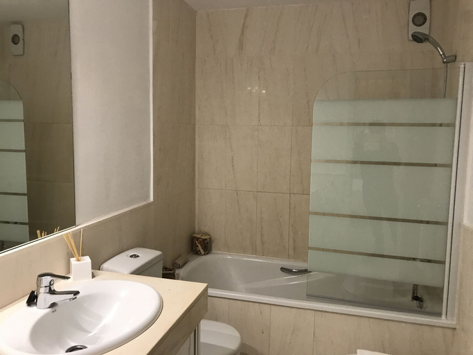 Bathroom 5, MI CAPRICHO C16 Luxury apartment on the beachfront, Málaga