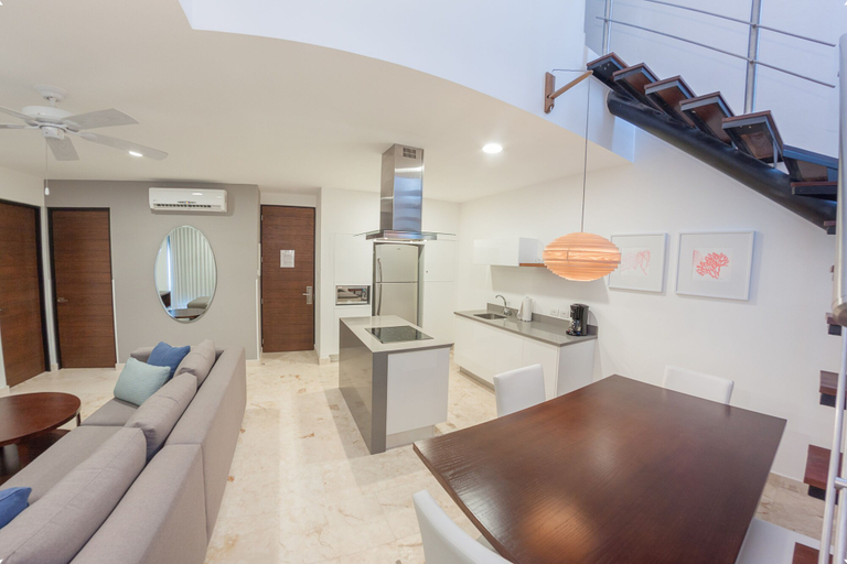 Others 5, Anah Downtown DT 403, Cozumel