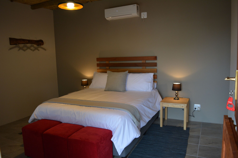 Bedroom 2, Travellers Rest, Central Karoo