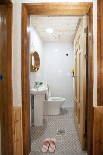 Bathroom 4, The Hanok, Jeonju