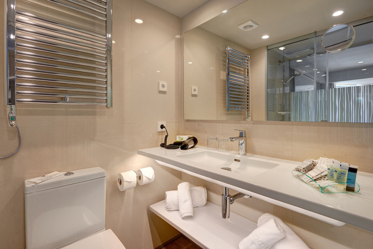 Bathroom 4, Protur Bonamar Hotel - Adults Only, Baleares