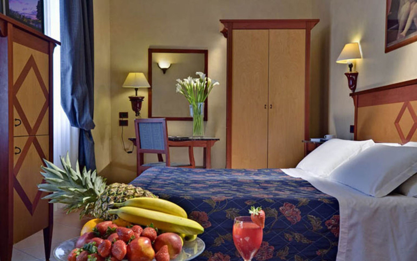 Bedroom 4, Corona D'italia, Florence